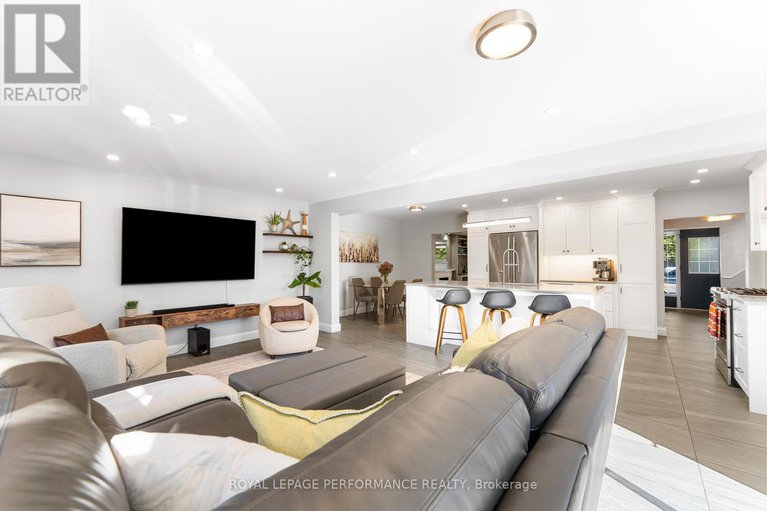 28986696/3026-southmore-drive-e/riverside-park-south/ottawa/ontario/K1V6Z4_26