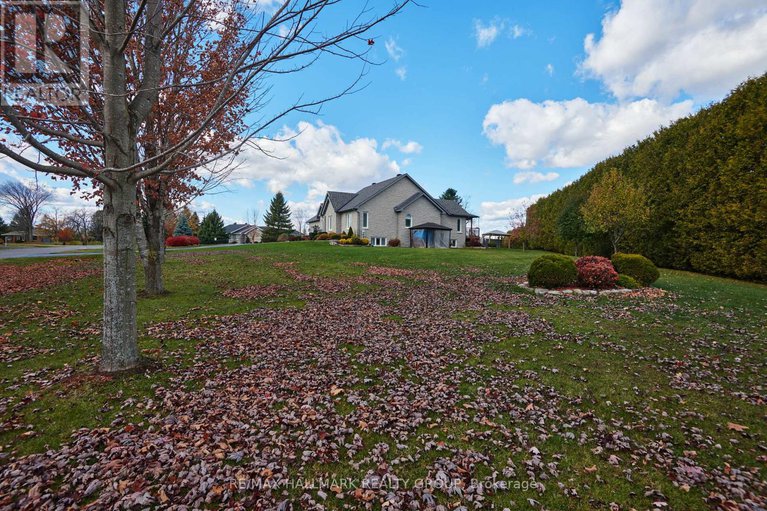 29345717/112-oak-lane/drummond-n-elmsley-drummond-twp/drummondnorth-elmsley/ontario/K7H3C8_48