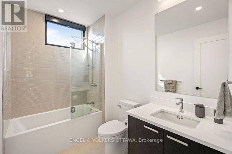 29446343/127-peridot-private/experimental-farm/ottawa/ontario/K2C3M3_77