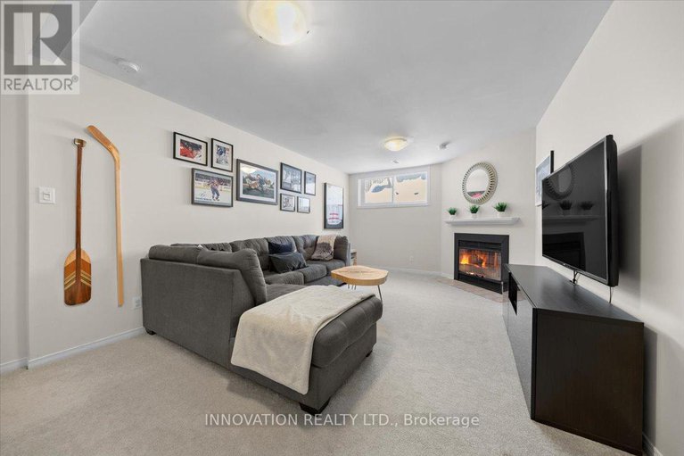 29394657/4-sheppards-glen-avenue/emerald-meadowstrailwest/ottawa/ontario/K2M2M7_36