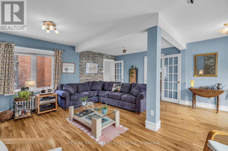 28707318/396-daly-avenue/sandy-hill/ottawa/ontario/K1N6H2_14