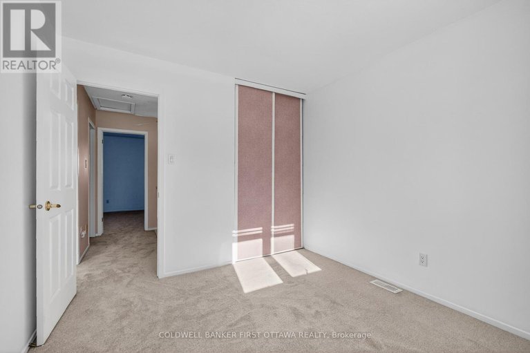 29325889/273-kinglet-way/chatelaine-village/ottawa/ontario/K1E2T9_24