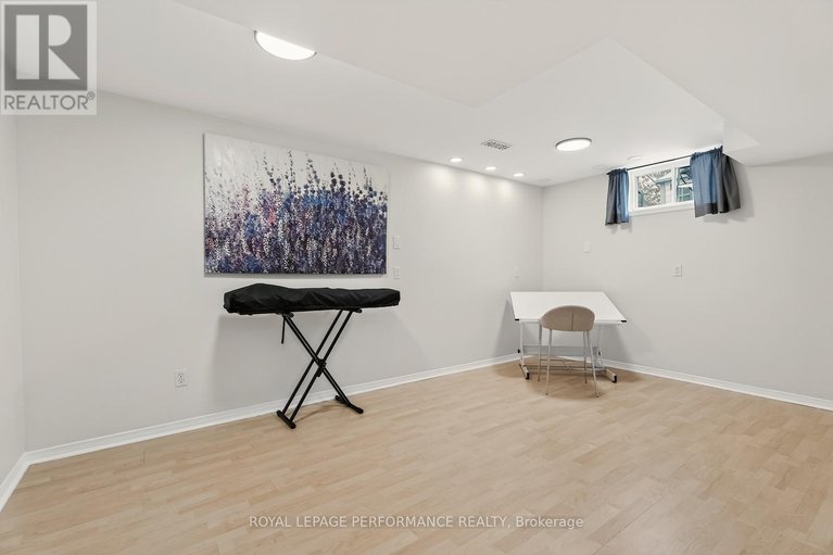 29572536/1820-mccallum-drive/fallingbrookgardenway-south/ottawa/ontario/K4A3T7_38