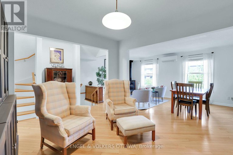 28416744/1089-borden-side-road/carleton-heights/ottawa/ontario/K2C3P3_13