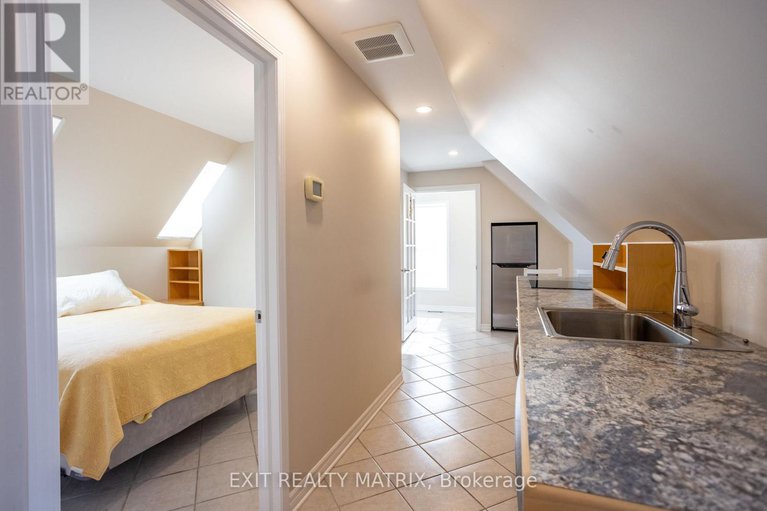 29048182/2392-8th-line-road/metcalfe/ottawa/ontario/K0A2P0_40