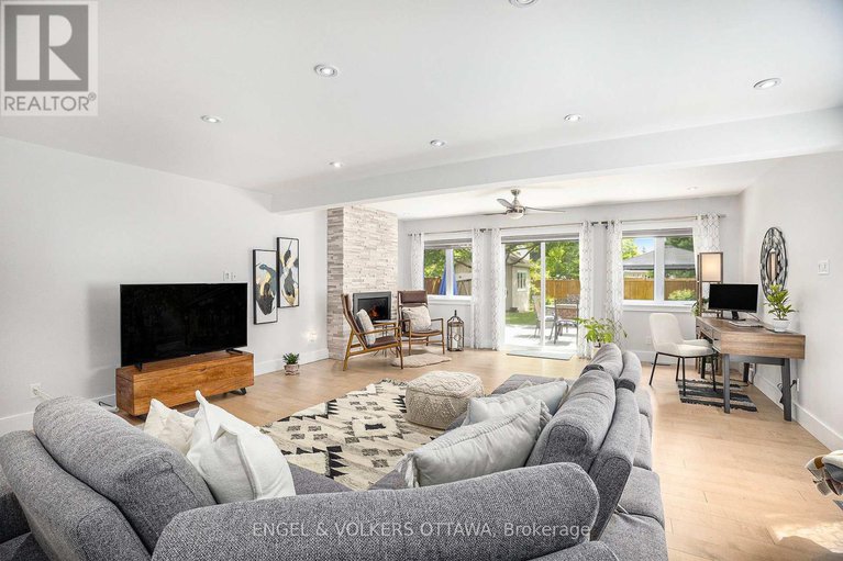 28490316/430-duvernay-drive/queenswood-heights-south/ottawa/ontario/K1E2N8_10