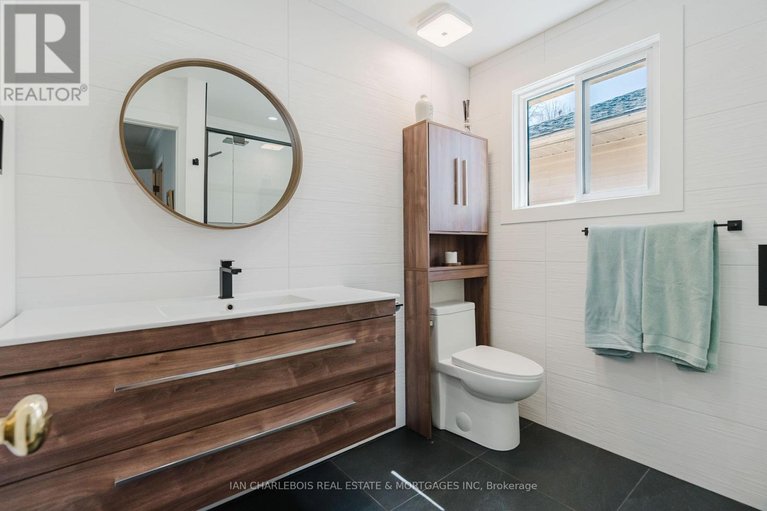 29631308/583-apollo-way/fallingbrookpineridge/ottawa/ontario/K4A1T7_28