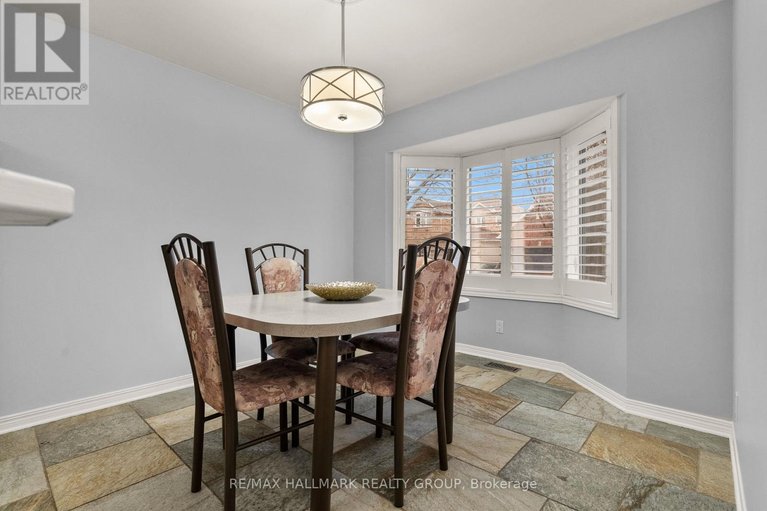 29606024/38-north-harrow-drive/longfields/ottawa/ontario/K2J4V7_11