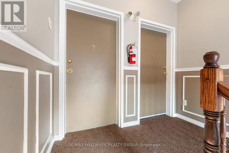 28604649/7-70-briargate-private/springridgeeast-village/ottawa/ontario/K4A0C3_5