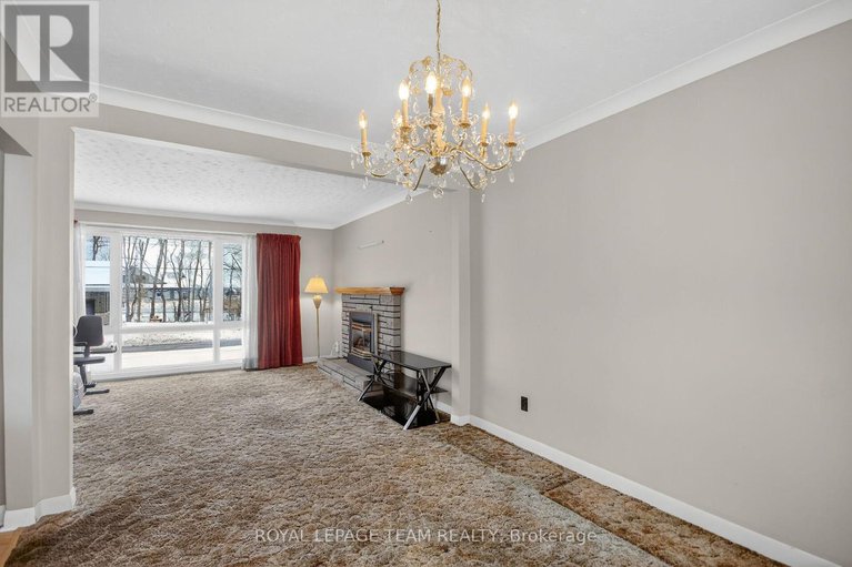 29298212/1494-meadow-drive/greely/ottawa/ontario/K4P1B1_8