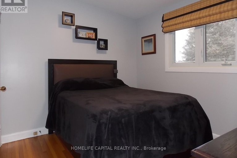 29204242/2515-gravelle-crescent/blackburn-hamlet/ottawa/ontario/K1B3A4_17