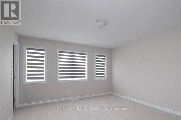 29105852/32-pacing-walk/goulbourn-twp-from-franktown-rdsouth-to-rideau/ottawa/ontario/K0A2Z0_9