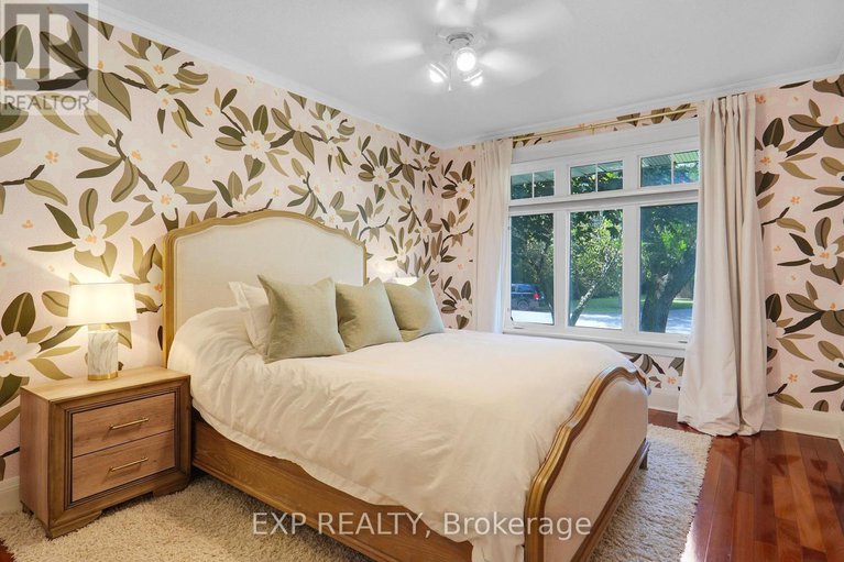 27934757/72-delong-drive/rothwell-heights/ottawa/ontario/K1J7E1_18