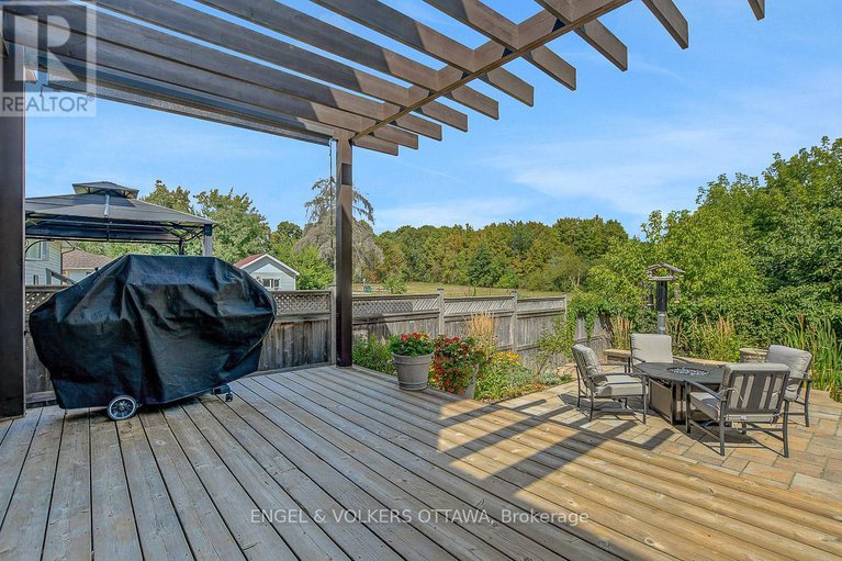 29353199/3681-eureka-avenue-e/blossom-parkleitrim/ottawa/ontario/K1T1L5_38