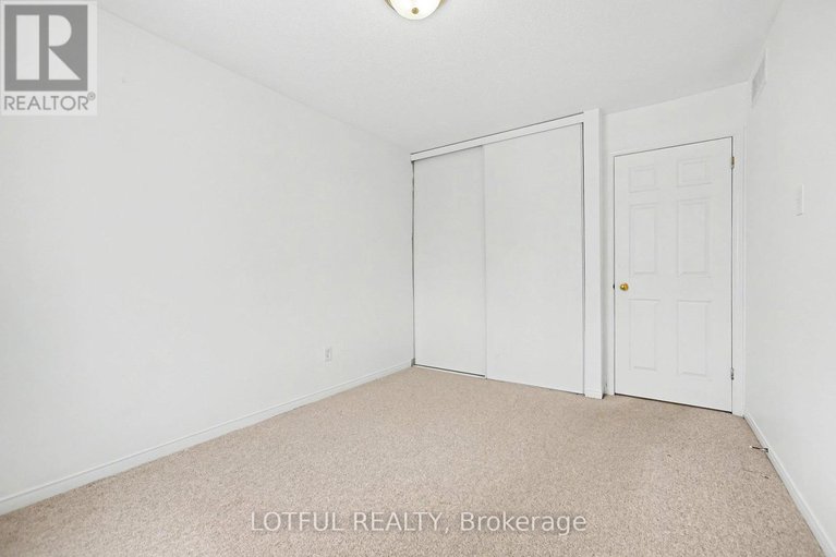 29228355/13-villandry-street/barrhaven-east/ottawa/ontario/K2G6X7_21