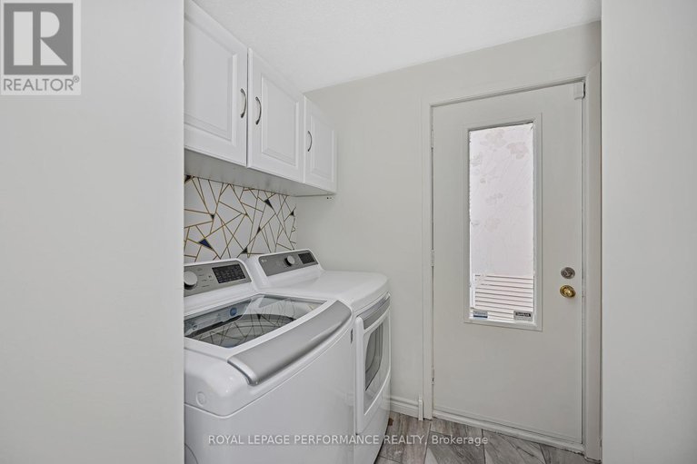 28901939/461-duvernay-drive/queenswood-heights-south/ottawa/ontario/K1E2N7_18