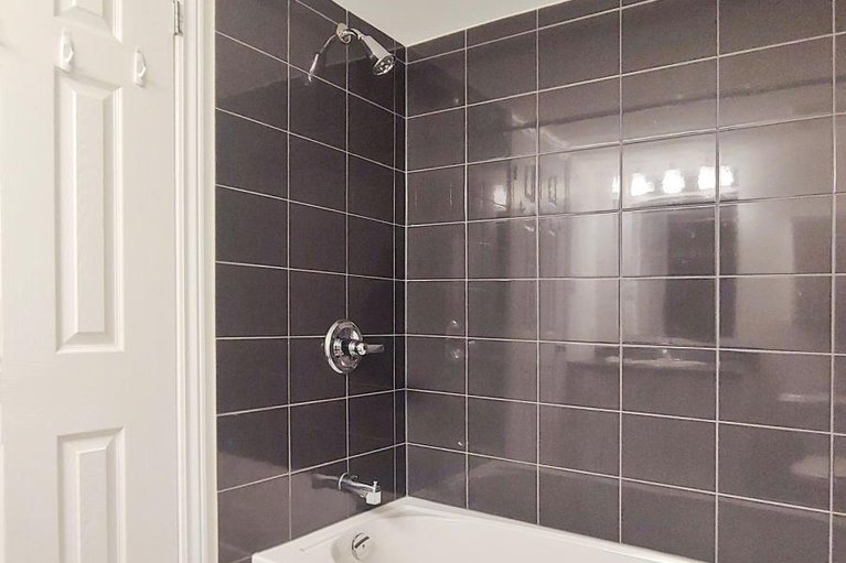 29473779/32-605-b-chapman-mills-drive/strandherd/ottawa/ontario/K2J5T1_20