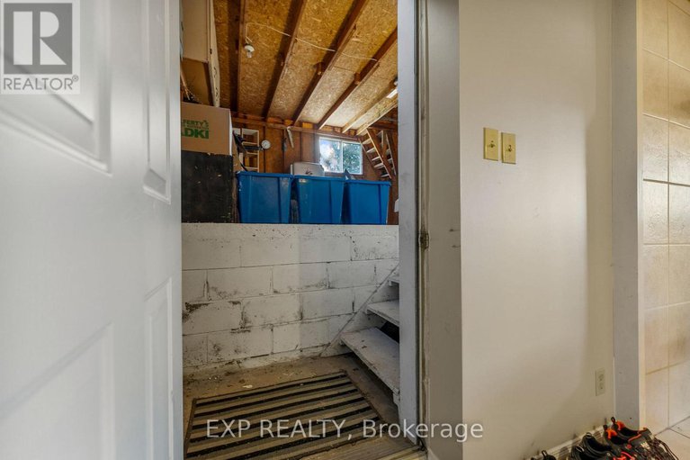 29018992/1860-lochwinnoch-road/horton-twp/horton/ontario/K7V3Z4_27