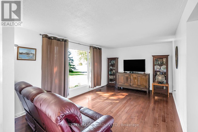 28863291/18659-county-rd-19-road/south-glengarry-charlottenburgh-twp/south-glengarry/ontario/K0C2J0_5