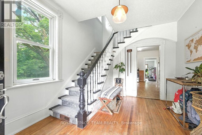 28764656/191-dalkeith-street/pakenham/mississippi-mills/ontario/K0A2X0_5