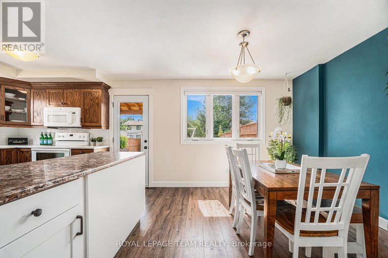 28648359/1352-maxime-street/pineview/ottawa/ontario/K1B3L1_10