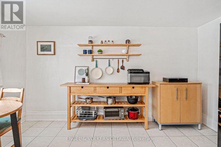 29306612/477-booth-street/west-centre-town/ottawa/ontario/K1R7L1_16