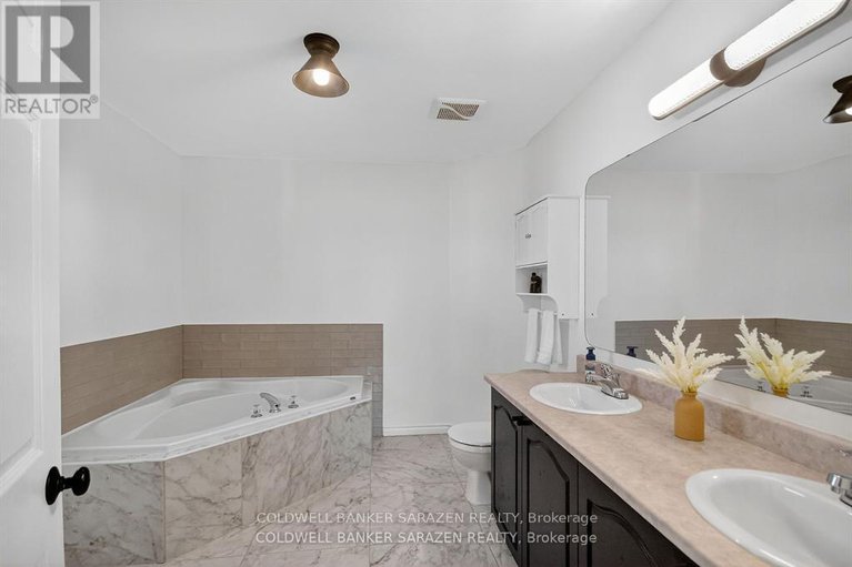 29225546/7-whitechapel-crescent/longfields/ottawa/ontario/K1S3G7_45