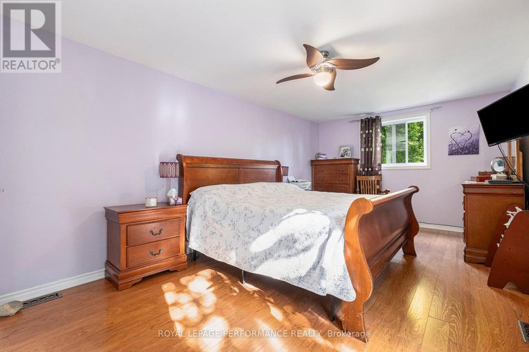 28244627/3383-champlain-street/clarencerockland-twp/clarence-rockland/ontario/K0A1E0_25