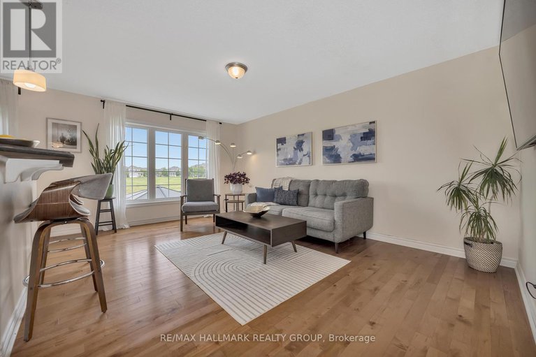 28619244/334-astelia-crescent/stittsville-north/ottawa/ontario/K2S0W7_8