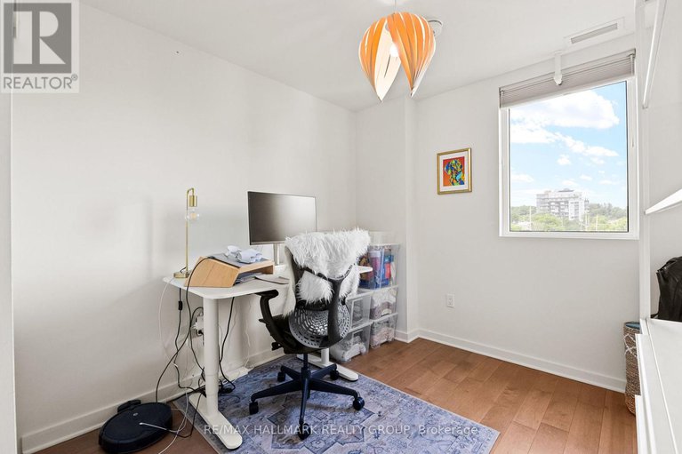 29444670/207-135-barrette-street/vanier/ottawa/ontario/K1L7Z9_56