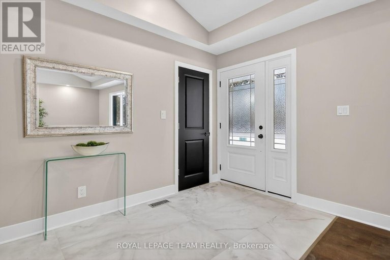 29688254/6636-marina-drive/manotick-south-to-roger-stevens/ottawa/ontario/K4M1B3_4