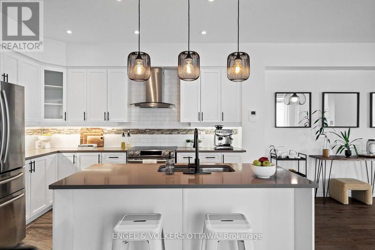 28330138/317-ardmore-street/riverside-southgloucester-glen/ottawa/ontario/K4M0E2_6
