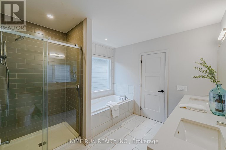 28707316/530-tenor-ridge/riverside-southgloucester-glen/ottawa/ontario/K4M0P9_32