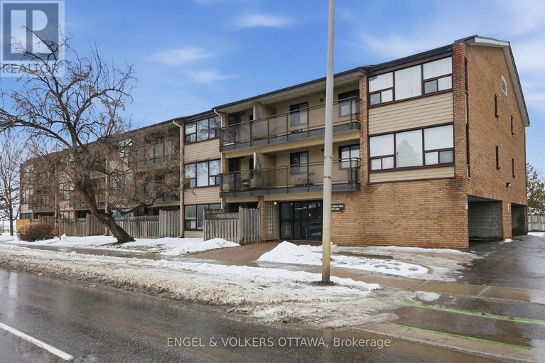 29480328/202-1490-heron-road/heron-gate/ottawa/ontario/K1V6A5_1