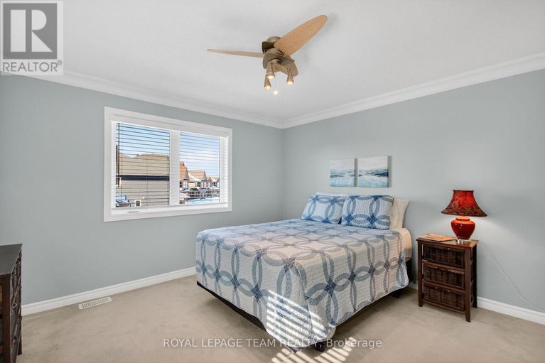 29426647/1591-carronbridge-circle/emerald-meadowstrailwest/ottawa/ontario/K2M0G5_29