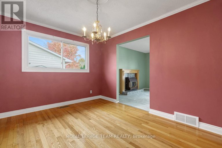 29024962/72-craig-henry-drive/craig-henrywoodvale/ottawa/ontario/K2G3Z6_7