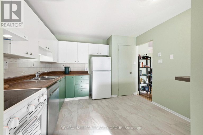 29368806/d-39-stonehaven-drive/bridlewood/ottawa/ontario/K2M1E3_15