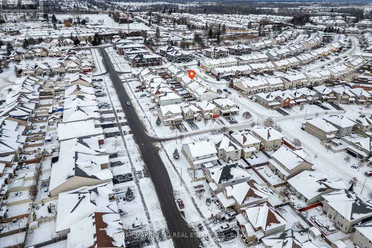 29215203/116-esterbrook-drive/mer-bleuebradley-estatesanderson-park/ottawa/ontario/K1W0A8_26