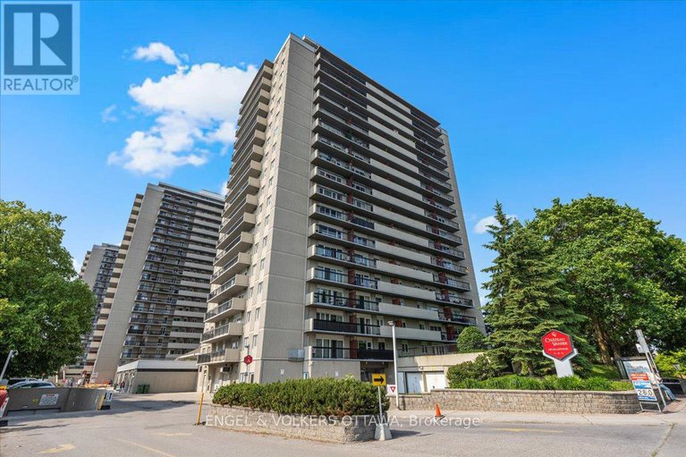 28444359/908-158a-mcarthur-avenue-e/vanier/ottawa/ontario/K1L7E7_1