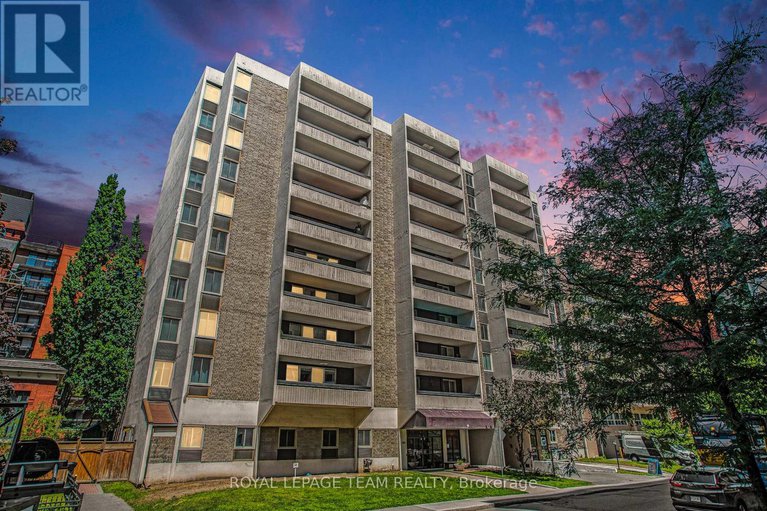 402 - 141 Somerset Street W