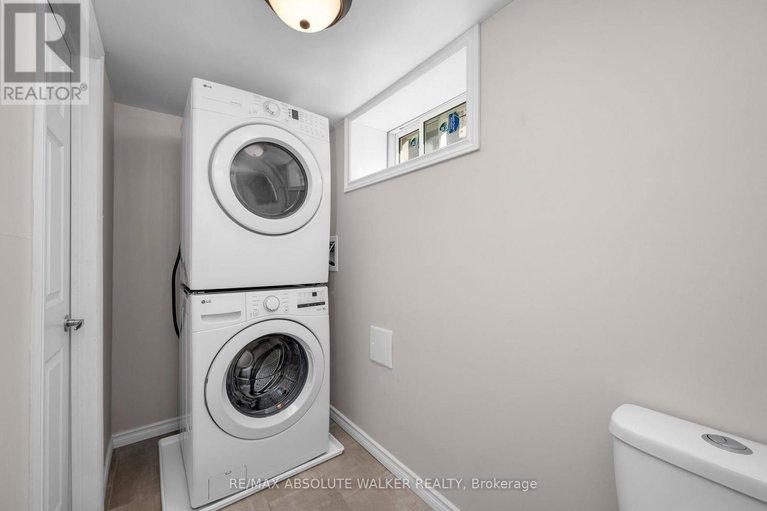 29640984/2052-valley-drive/elmvale-acresurbandale/ottawa/ontario/K1G2P4_32