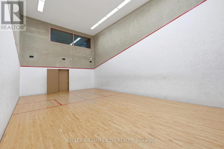 29399608/1011-2760-carousel-crescent/emerald-woodssawmill-creek/ottawa/ontario/K1T2N4_41