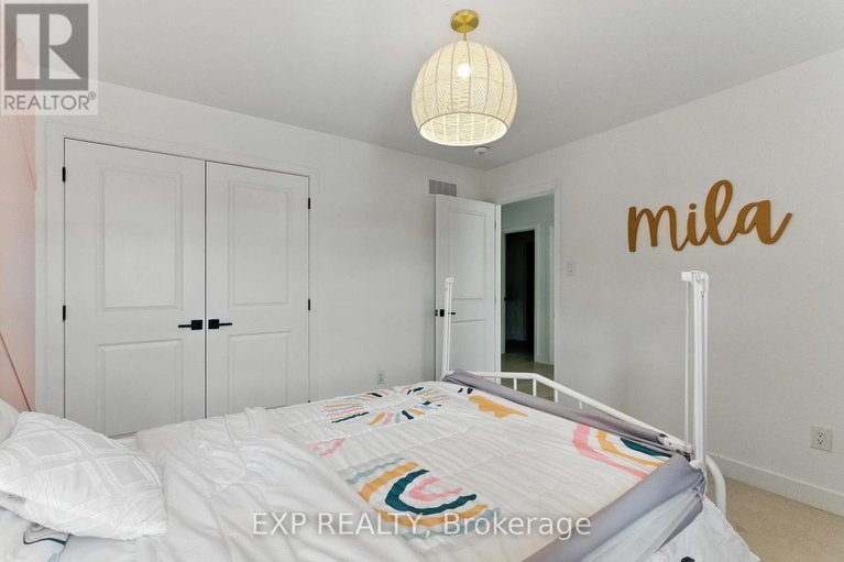 29614825/701-odyssey-way/leitrim/ottawa/ontario/K1T0V3_22