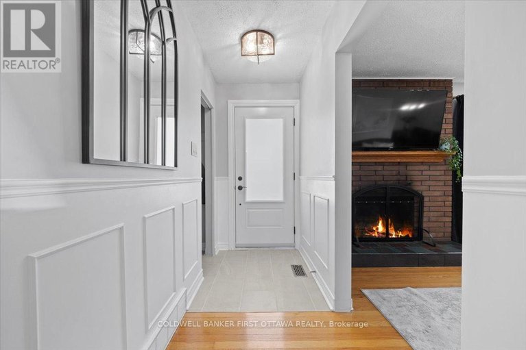 29487497/13-edgebrook-road/lynwood-village/ottawa/ontario/K2H6C2_4