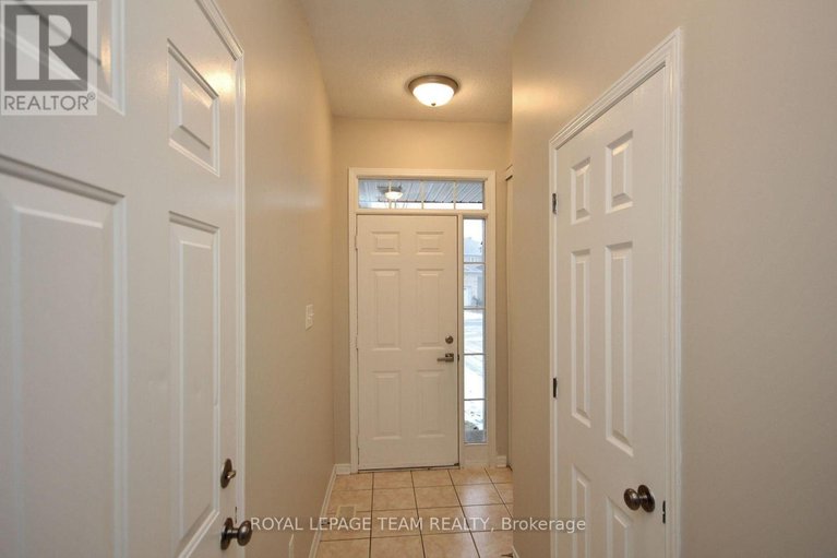 29564230/139-oakfield-crescent/longfields/ottawa/ontario/K2J5H8_2