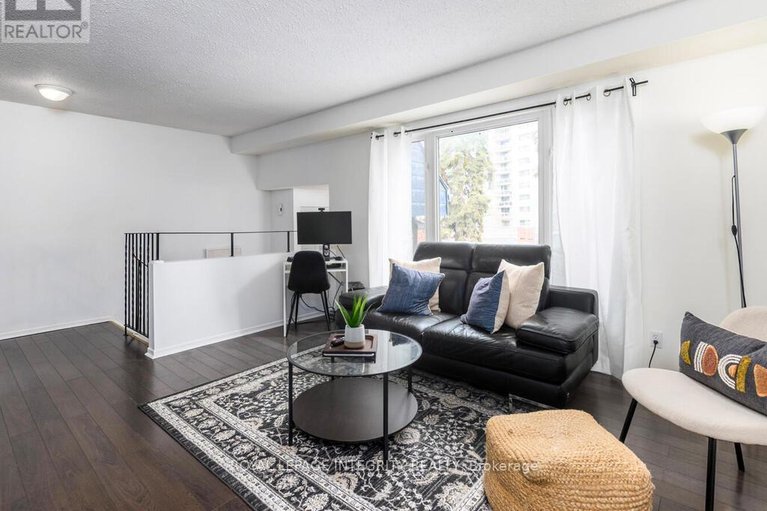 29466721/54-1316-greenbank-road/redwood-park/ottawa/ontario/K2H8X6_4