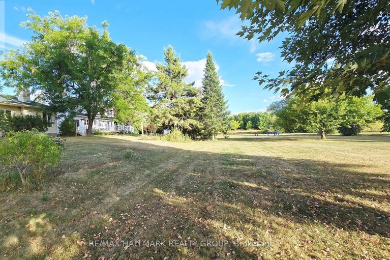 28787697/33-fortune-street/richmond/ottawa/ontario/K0A2Z0_38