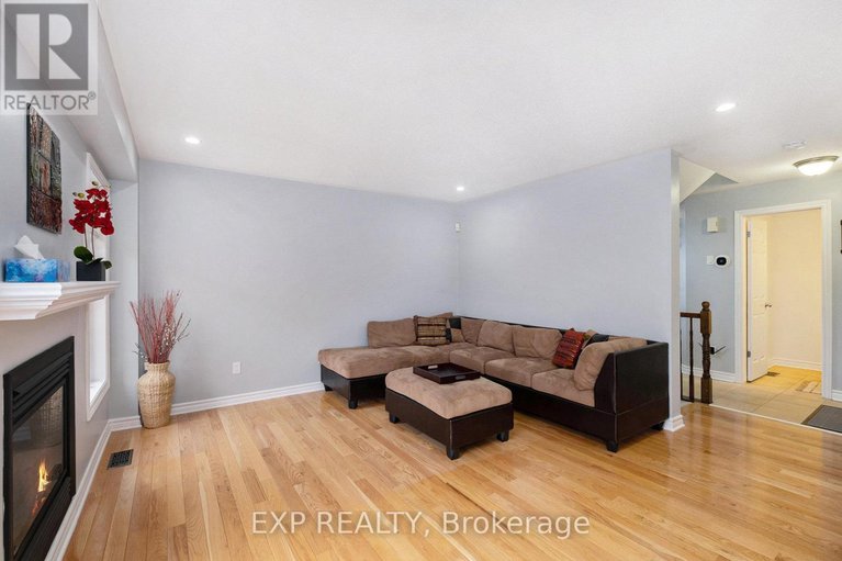 28543377/211-leamington-way/strandherd/ottawa/ontario/K2J3T4_14