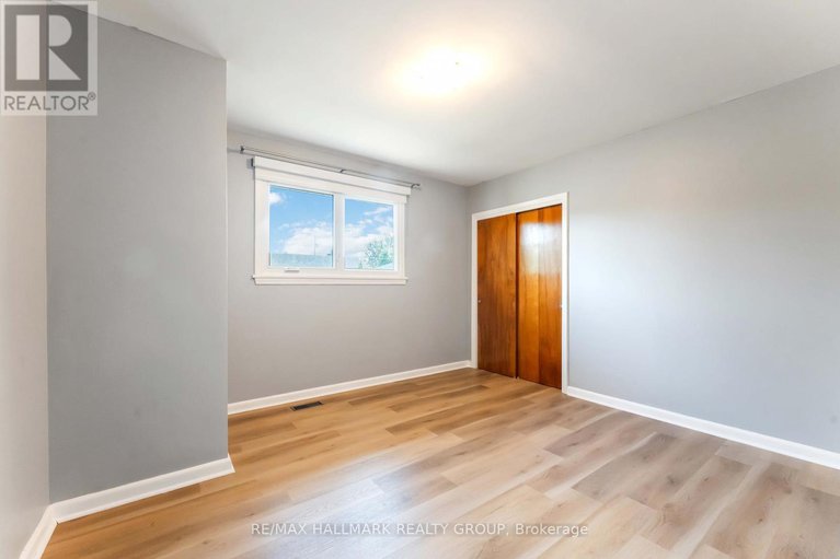 28737782/1921-navaho-drive/bel-air-heights/ottawa/ontario/K2C0T5_12