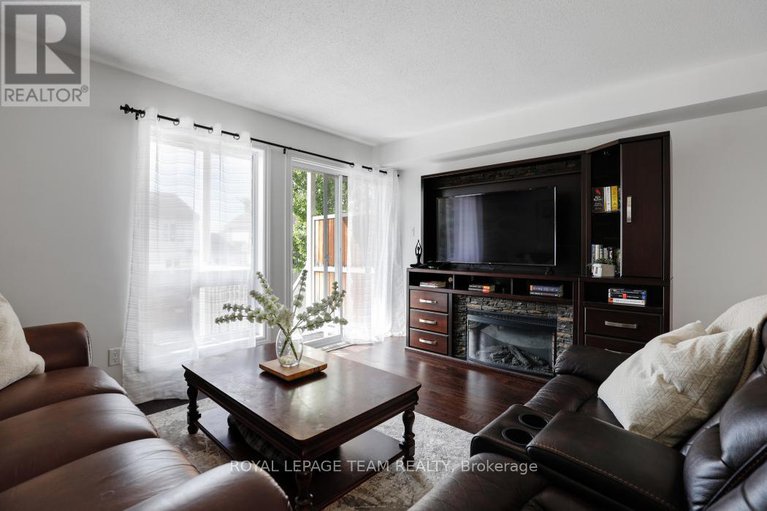 28754800/a-560-chapman-mills-drive/strandherd/ottawa/ontario/K2J3V2_22